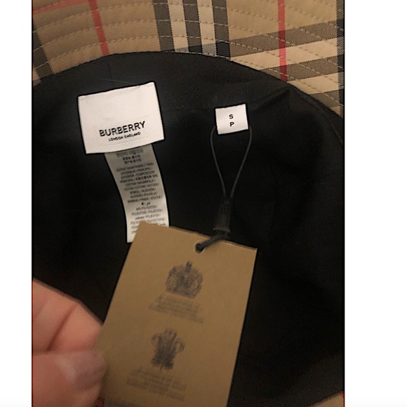BURBERRY BURBERRY BUCKET HAT